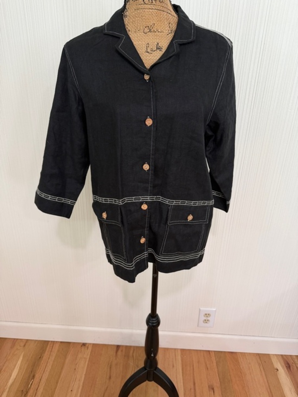 Sportelle Black Linen Button-Front Blazer Jacket with White Contrast Stitching